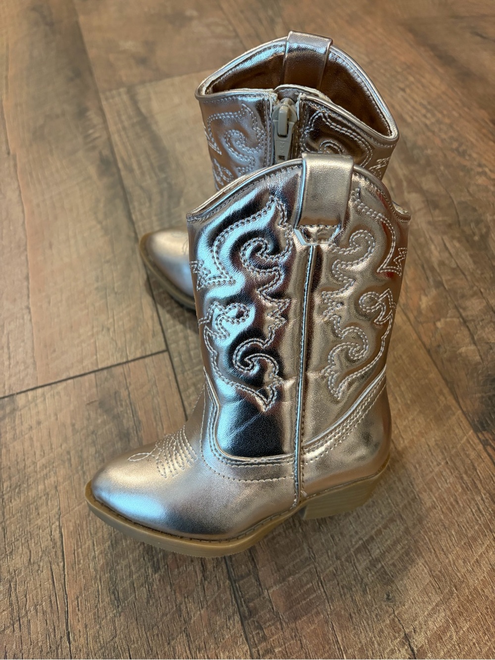 Tucker + Tate boots